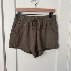 Bebop Olive Green Pom Pom Trim Shorts Size M